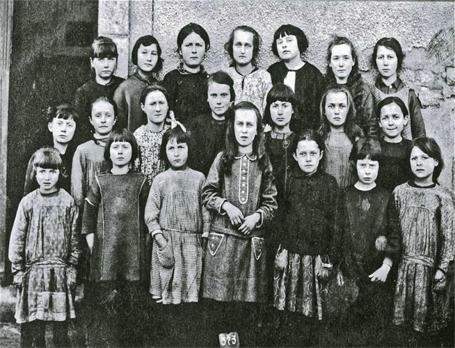 1925