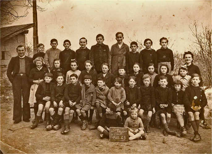 1942