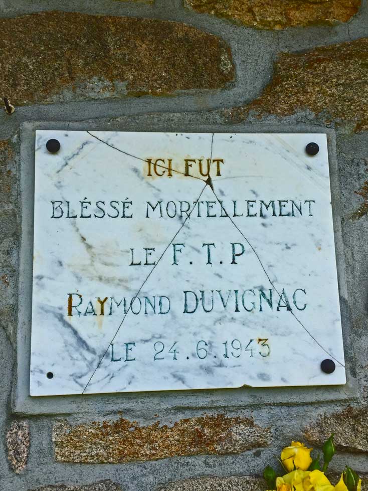 stele theillot